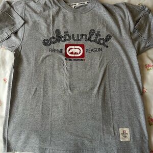 Ecko Unlimited Gray and Red Tee